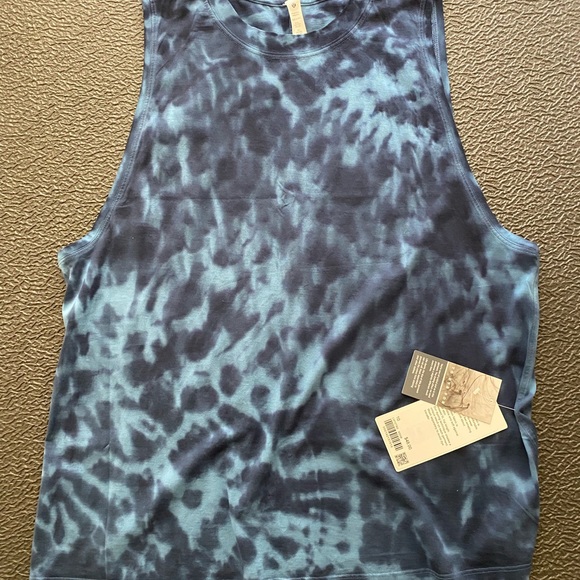 Lululemon Tie Die Tank - Picture 5 of 8